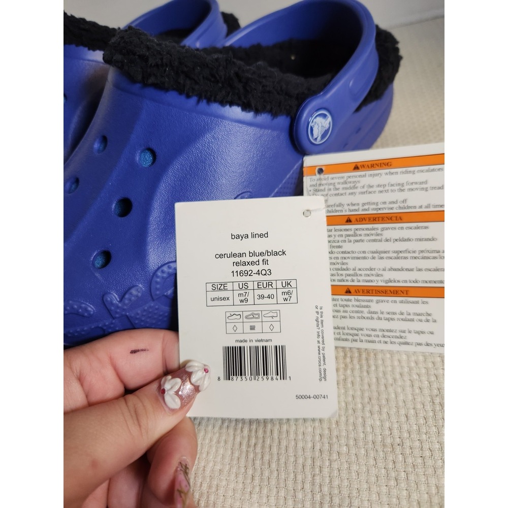 NWT Baya Sherpa Lined Crocs Clog Relaxed Fit Blue Men's 7 Womens 9 Authentic - Picture 7 of 7